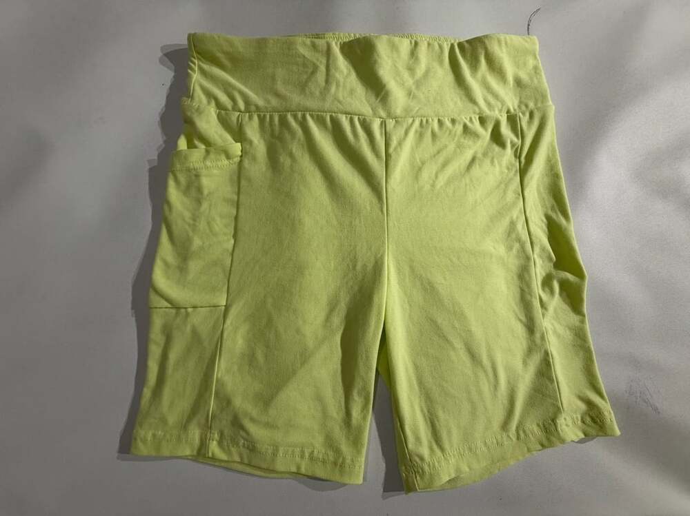 No Boundaries Womens Neon Yellow Biker Shorts Pocket L/XL